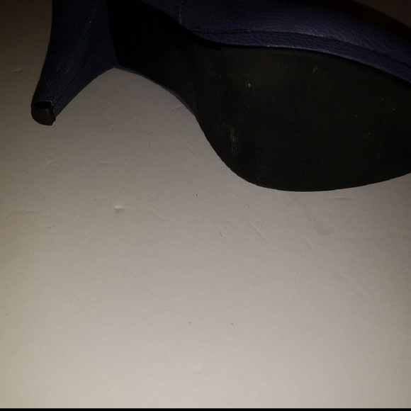 Blue boots - Picture 2 of 3